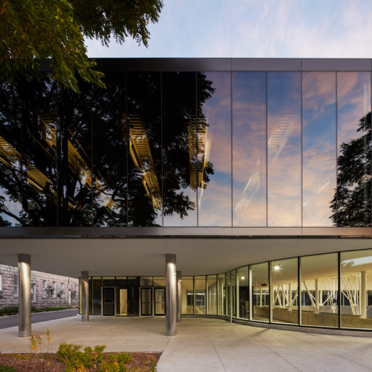 Image #3 de la carouselle du Collège Notre-Dame